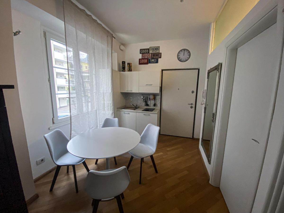 Living Vittoria: Vicino Al Centro Di Bolzano Apartment ภายนอก รูปภาพ