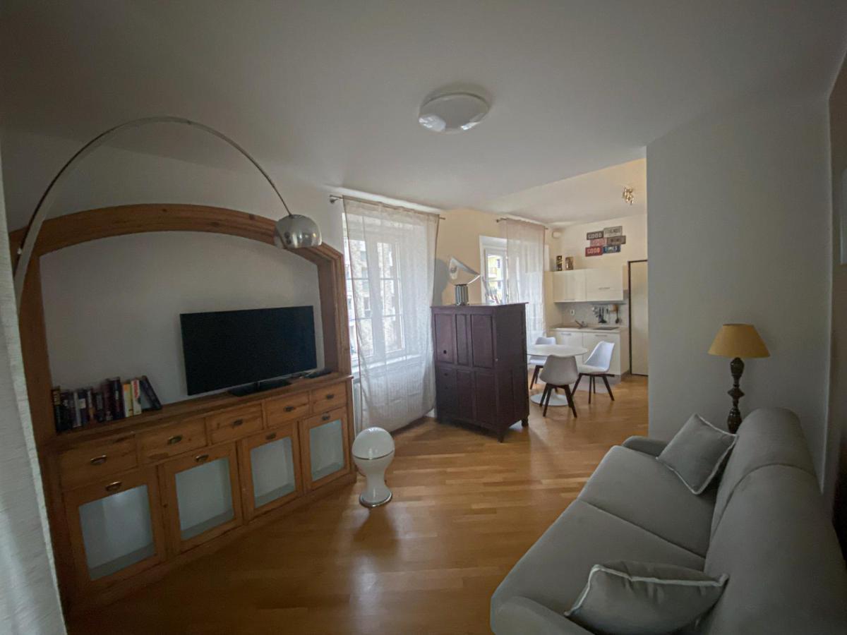 Living Vittoria: Vicino Al Centro Di Bolzano Apartment ภายนอก รูปภาพ