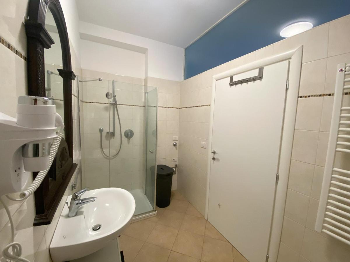 Living Vittoria: Vicino Al Centro Di Bolzano Apartment ภายนอก รูปภาพ