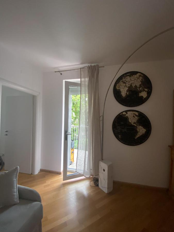 Living Vittoria: Vicino Al Centro Di Bolzano Apartment ภายนอก รูปภาพ